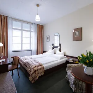Continental Hotel-pension Austria